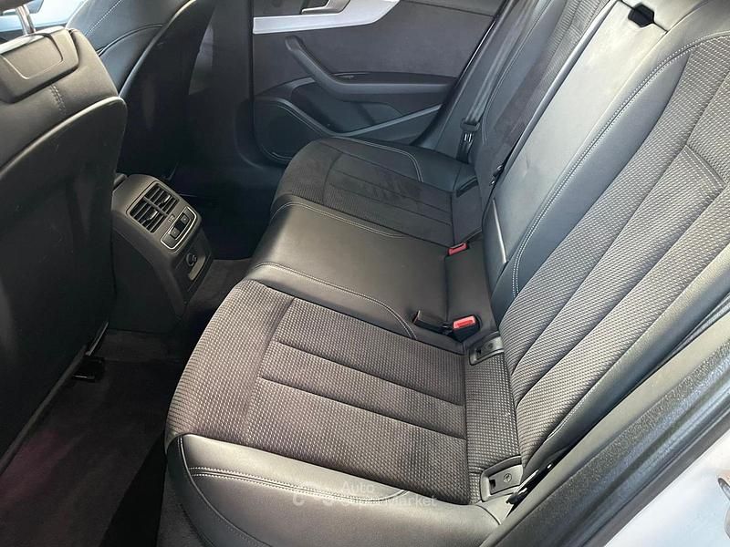 Usata Audi A4 S-Line 190 CV (139 kW) 2018 Bianco giacio Station wagon