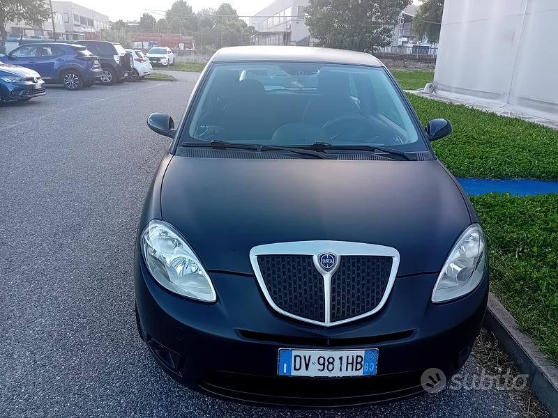 Usata Lancia Ypsilon 60 CV (44 kW) 2009 Nero Utilitaria