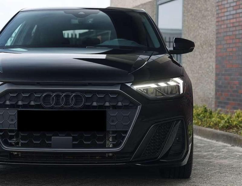 Usata Audi A1 Ambiente 110 CV (80 kW) 2022 Nero SUV