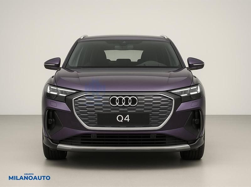Usata Audi Q4 e-tron S-Line 125 kW (170 CV) 2025 Viola SUV