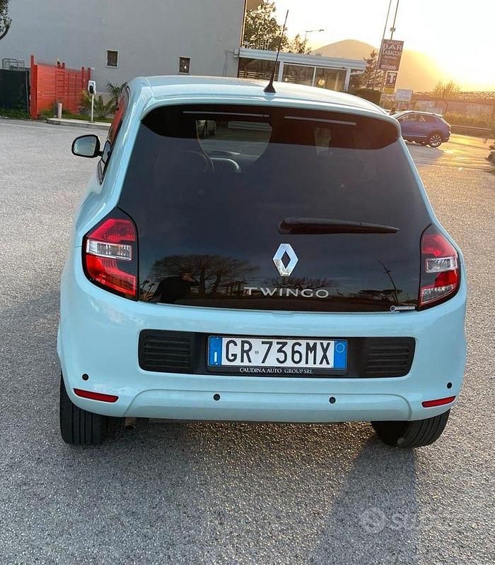 Usata Renault Twingo 69 CV (50 kW) 2024 Blu Utilitaria