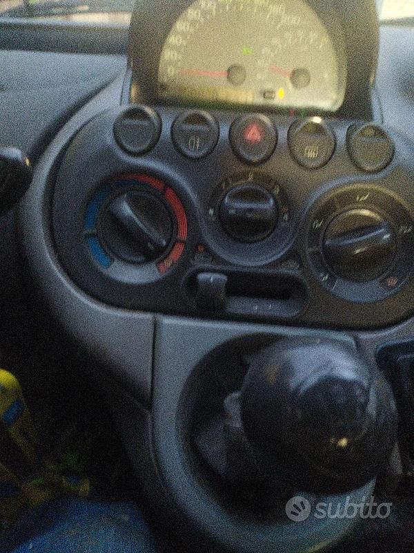 Usata Fiat Multipla 2005 Grigio Monovolume