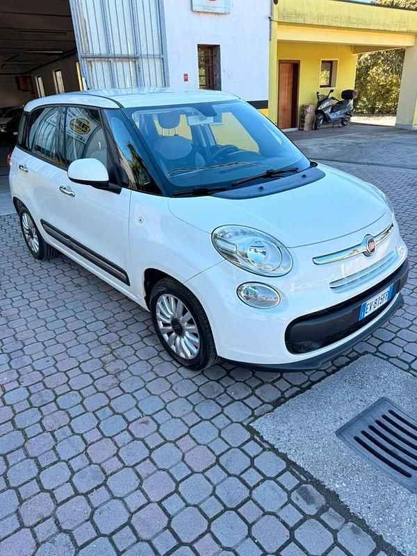 Usata Fiat 500L Lounge 85 CV (62 kW) 2014 Bianco Monovolume