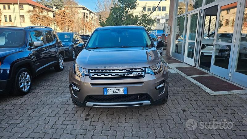 Usata Land Rover Discovery Sport HSE Luxury 150 CV (110 kW) 2016 Marrone SUV