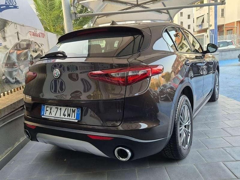 Usata Alfa Romeo Stelvio 190 CV (139 kW) 2019 Bianco SUV