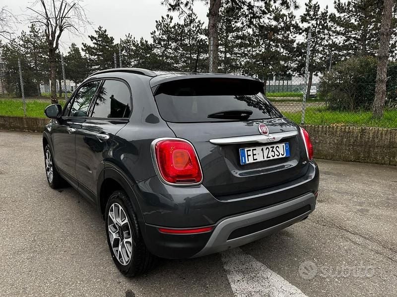 Usata Fiat 500X Cross 140 CV (102 kW) 2016 Grigio SUV