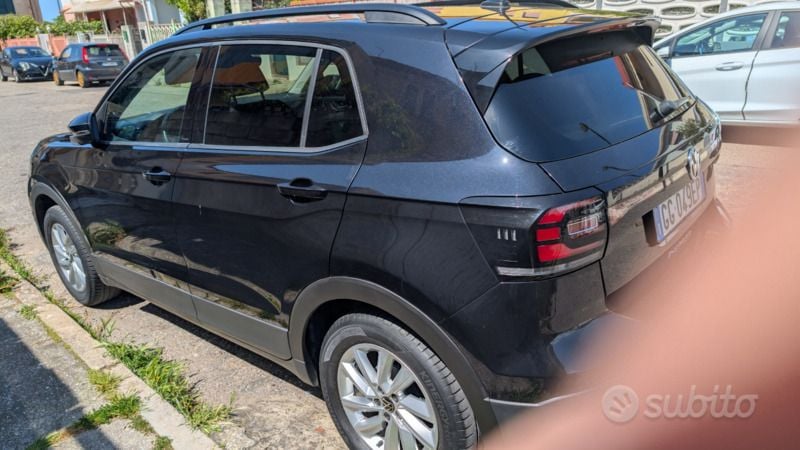 Usata VW T-Cross 95 CV (69 kW) 2022 Nero SUV
