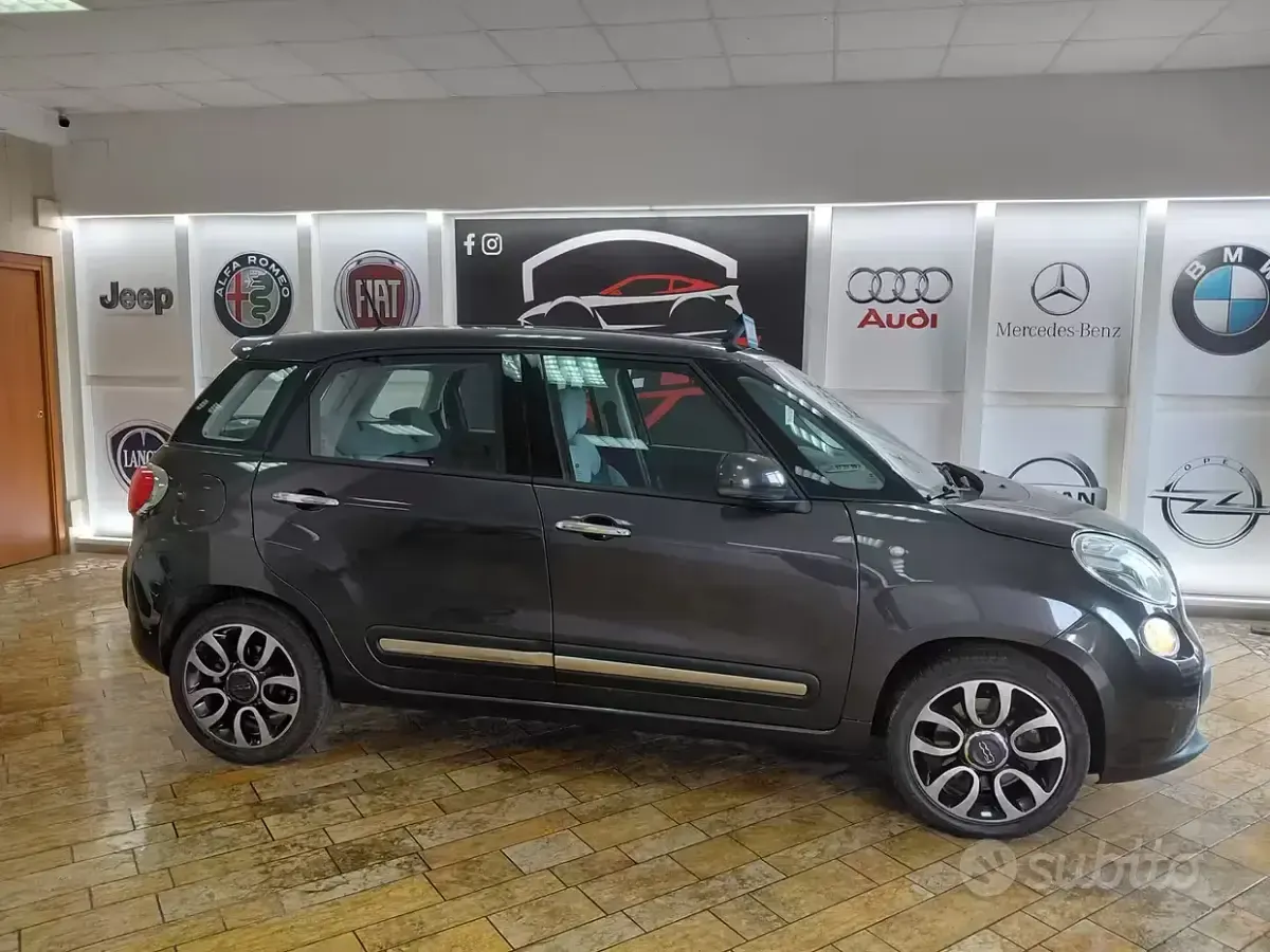 Usata Fiat 500L Lounge 120 CV (88 kW) 2018 Nero Monovolume