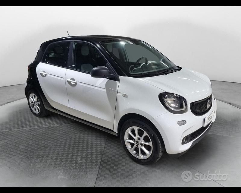Usata Smart ForFour Passion 71 CV (52 kW) 2019 Bianco Utilitaria