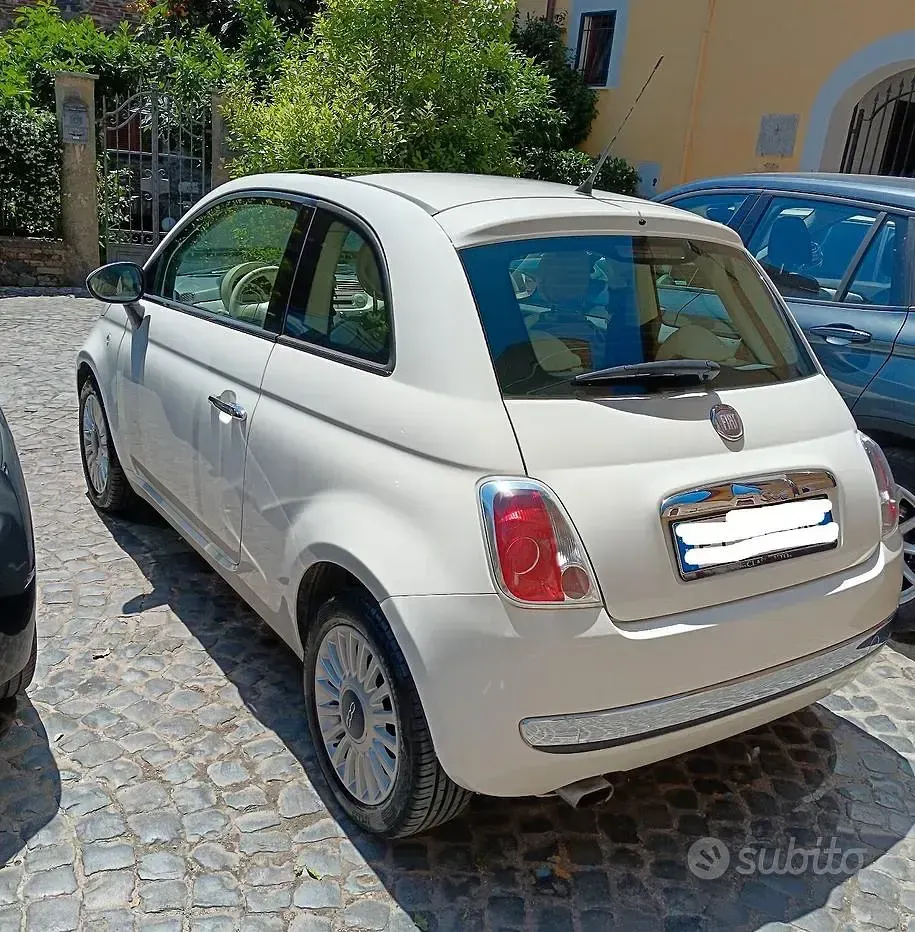 Usata Fiat 500 Lounge 69 CV (50 kW) 2012 Bianco Berlina