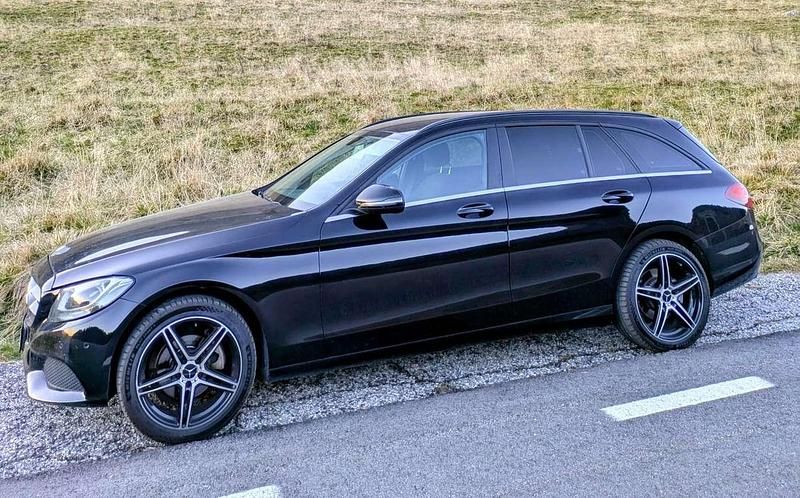 Usata Mercedes C180 Business 116 CV (85 kW) 2016 Nero Station wagon