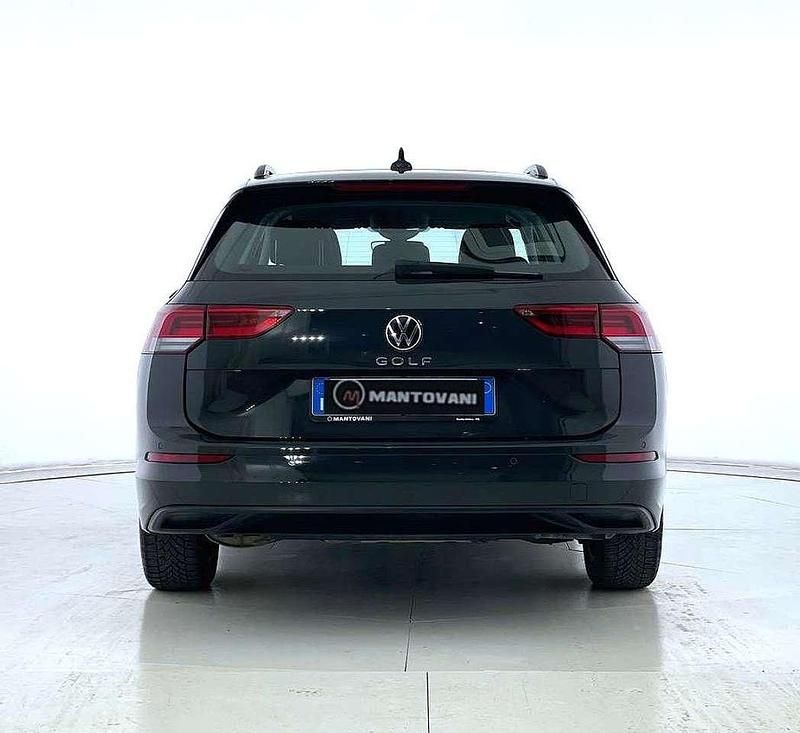 Usata VW Golf VIII Life 116 CV (85 kW) 2023 Nero Station wagon