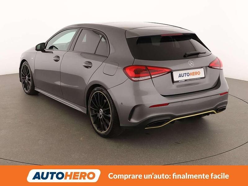 Usata Mercedes A250 Premium 224 CV (164 kW) 2019 Grigio Berlina