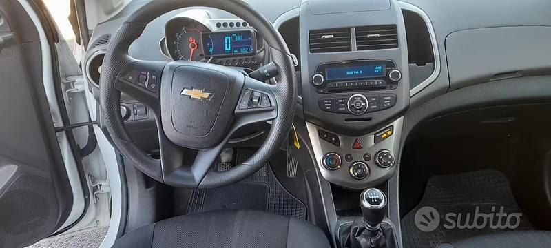 Usata Chevrolet Aveo LTZ 86 CV (63 kW) 2011 Bianco Berlina