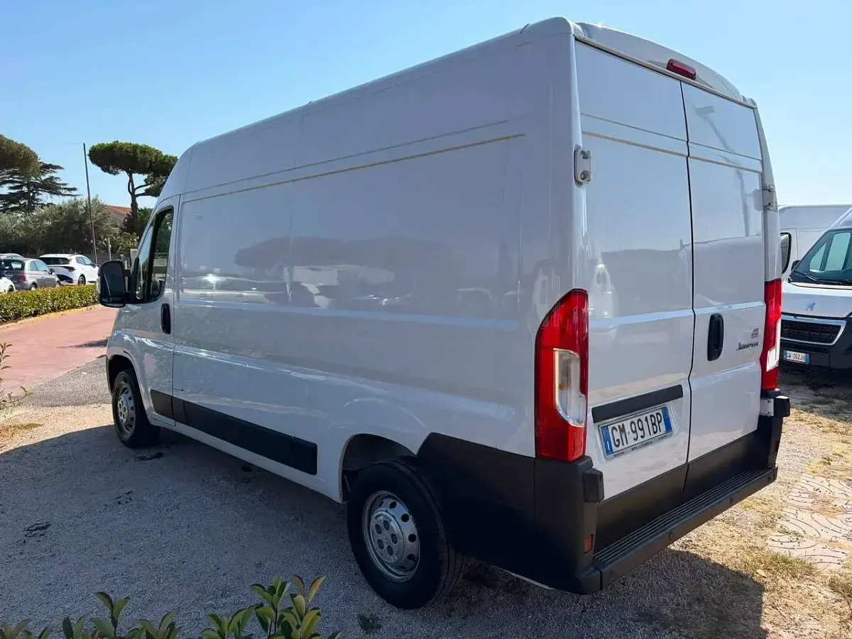 Usata Citroën Jumper 140 CV (102 kW) 2022 Bianco Monovolume