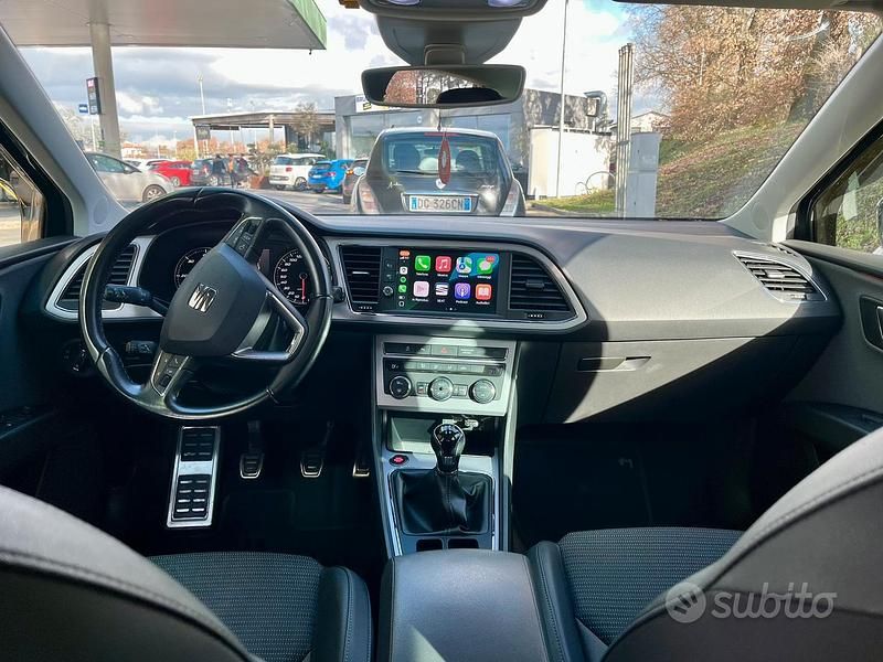 Usata Seat Leon XCELLENCE 116 CV (85 kW) 2017 Nero Berlina