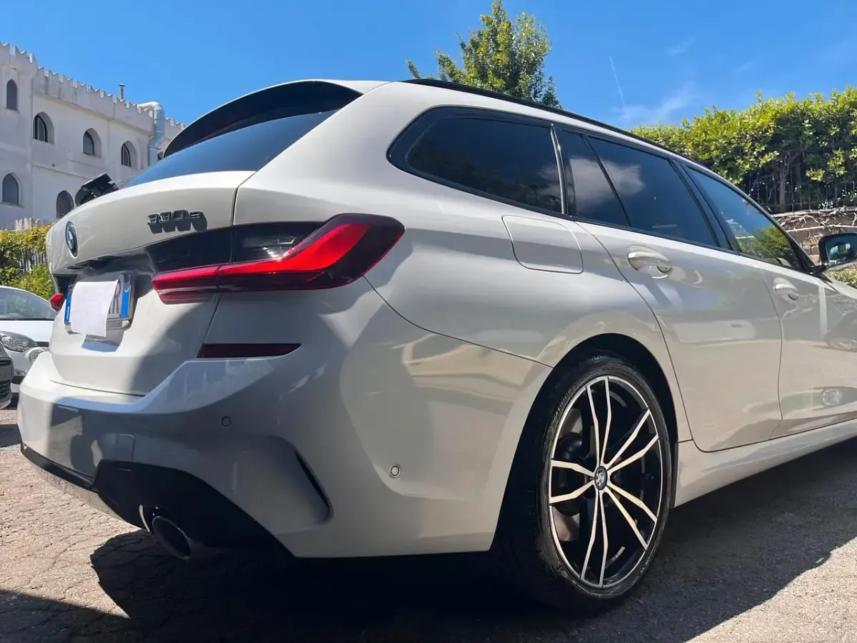 Usata BMW 330 M Sport 183 CV (134 kW) 2022 Bianco Station wagon