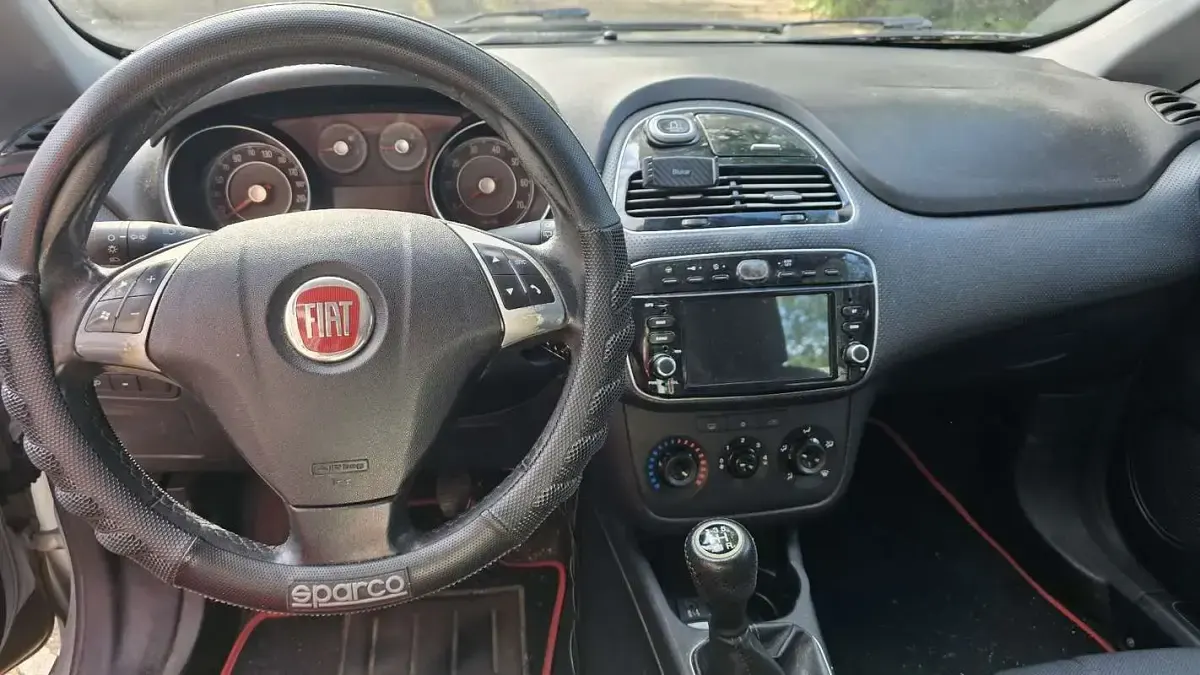 Usata Fiat Punto Evo Dynamic 95 CV (69 kW) 2011 Utilitaria