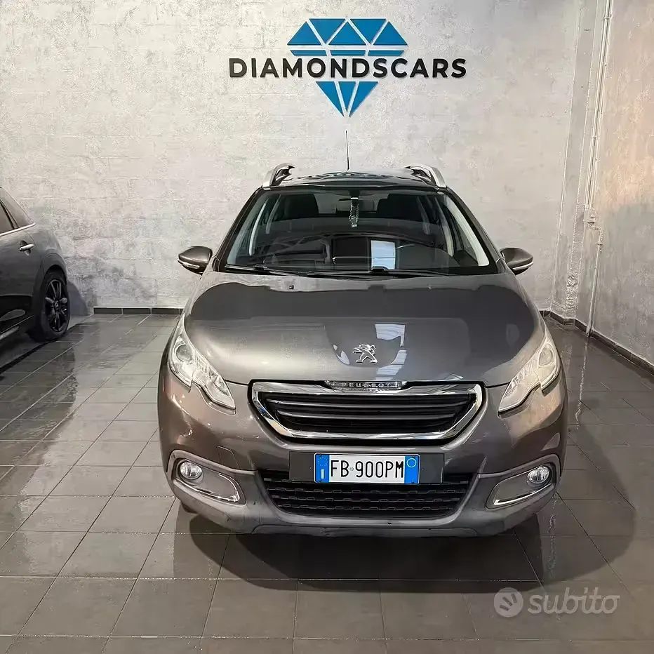 Usata Peugeot 2008 Active 75 CV (55 kW) 2015 Grigio SUV