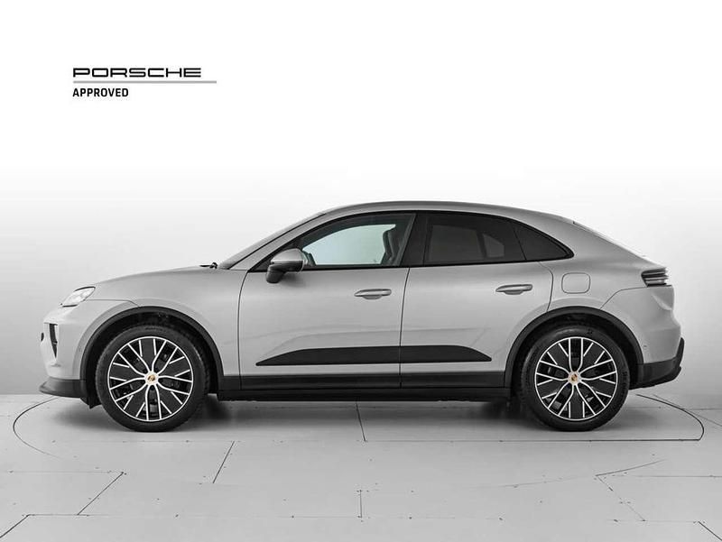 Usata Porsche Macan 4 Electric 144 kW (197 CV) 2024 Argento dolomite metallizzato SUV