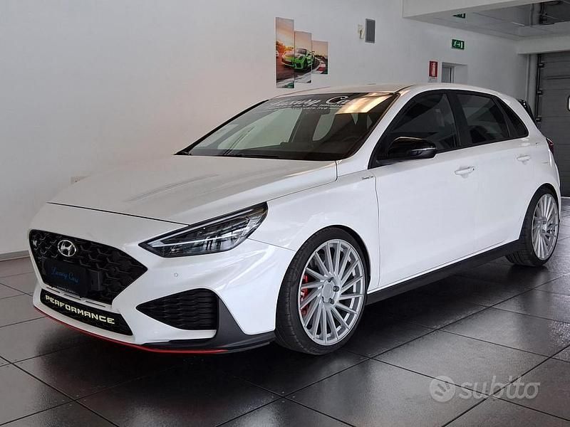 Usata Hyundai i30 280 CV (205 kW) 2024 Bianco Berlina