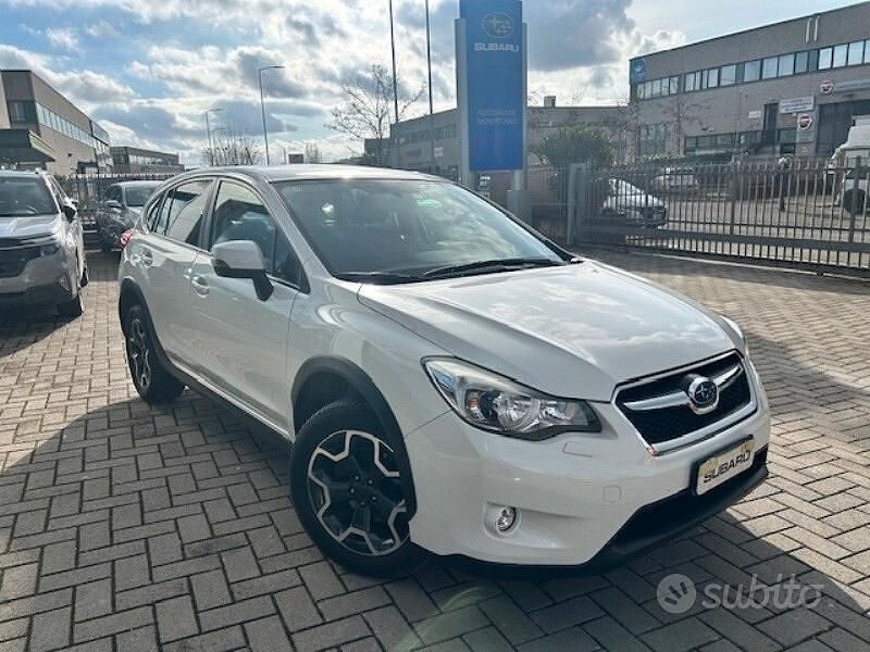 Usata Subaru XV Style 147 CV (108 kW) 2015 Bianco SUV
