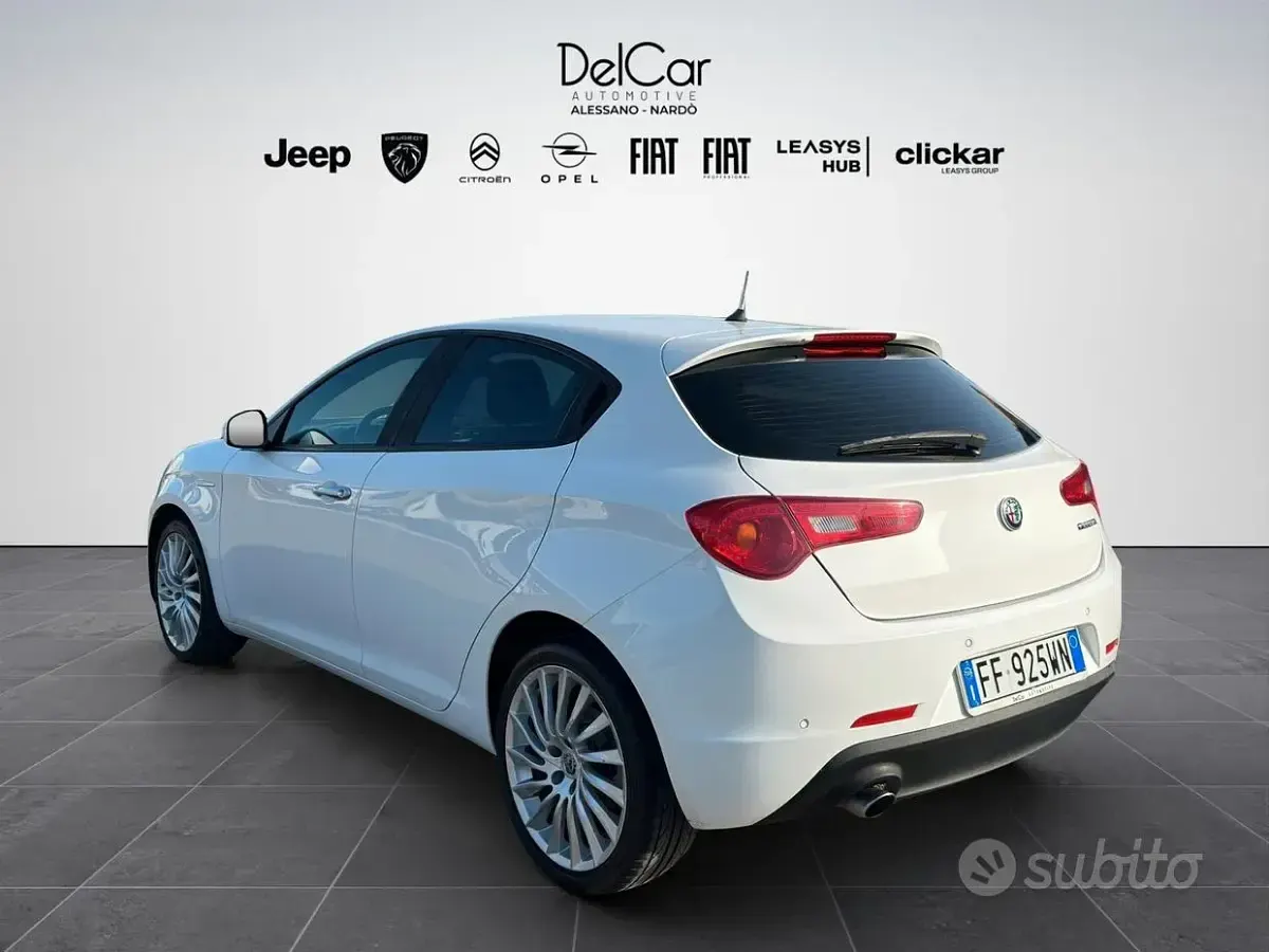 Usata Alfa Romeo Giulietta 120 CV (88 kW) 2016 Bianco Utilitaria