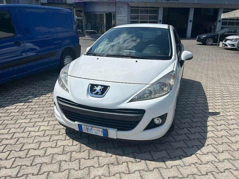 Usata Peugeot 207 75 CV (55 kW) 2010 Bianco(met.) Berlina