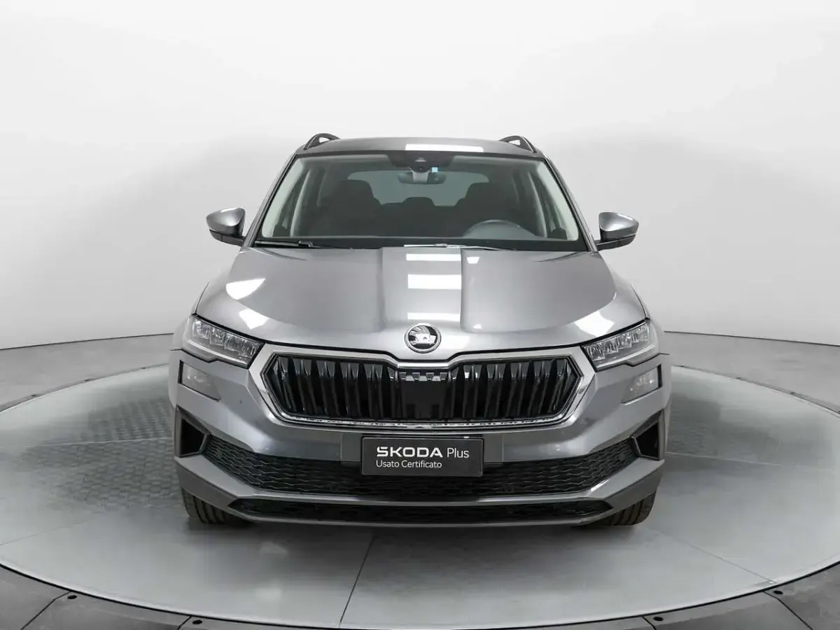 Usata Skoda Karoq Executive 150 CV (110 kW) 2024 Grigio SUV