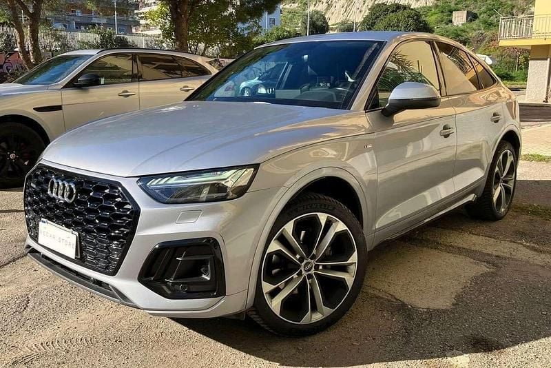 Usata Audi Q5 Sportback S-Line 204 CV (150 kW) 2021 Argento florent SUV