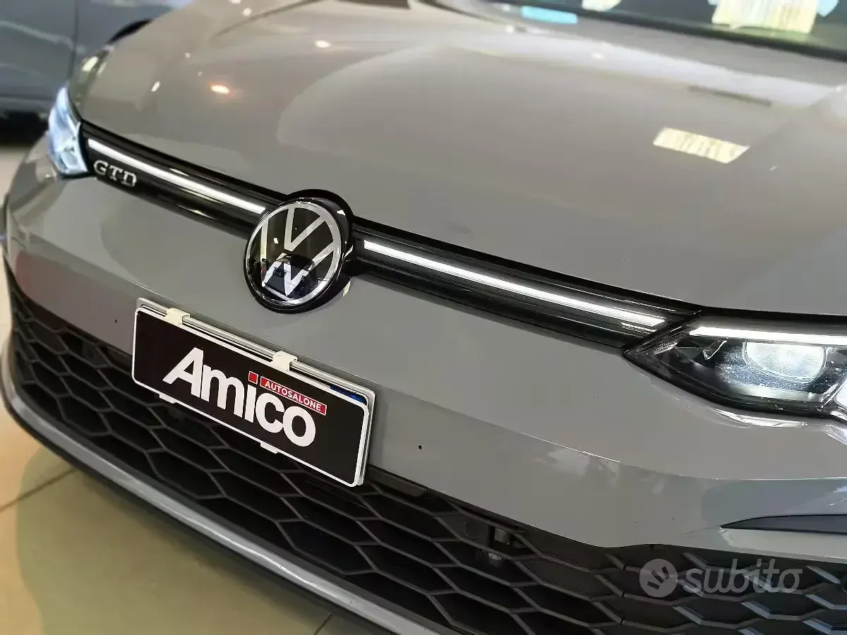 Usata VW Golf VIII GTD 200 CV (147 kW) 2023 Grigio Berlina