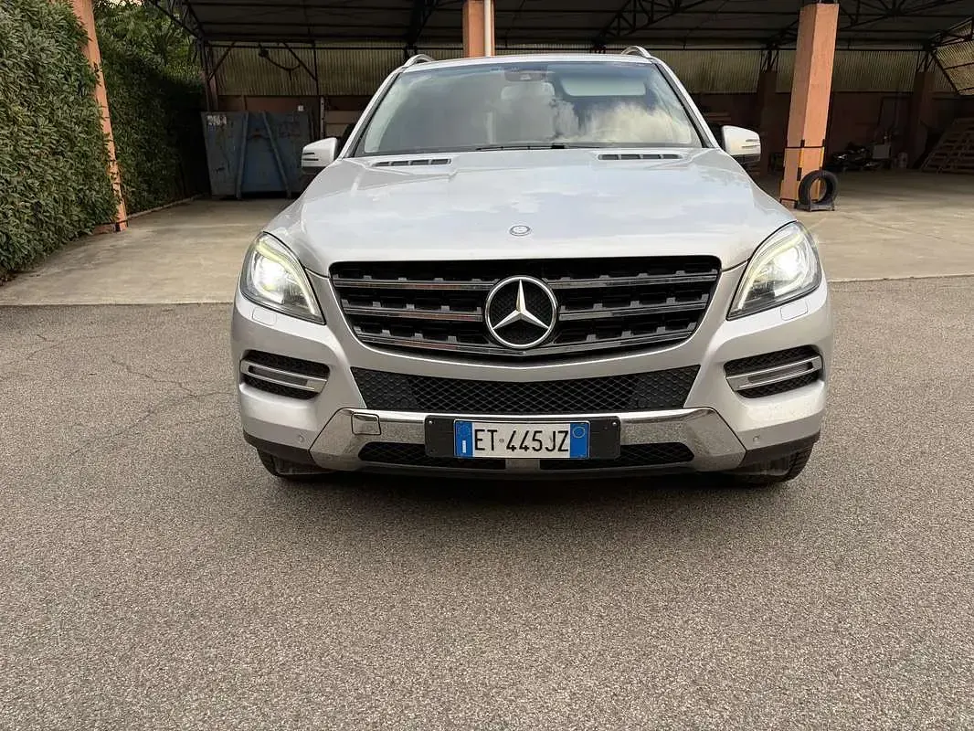 Usata Mercedes ML250 204 CV (150 kW) 2014 Grigio SUV