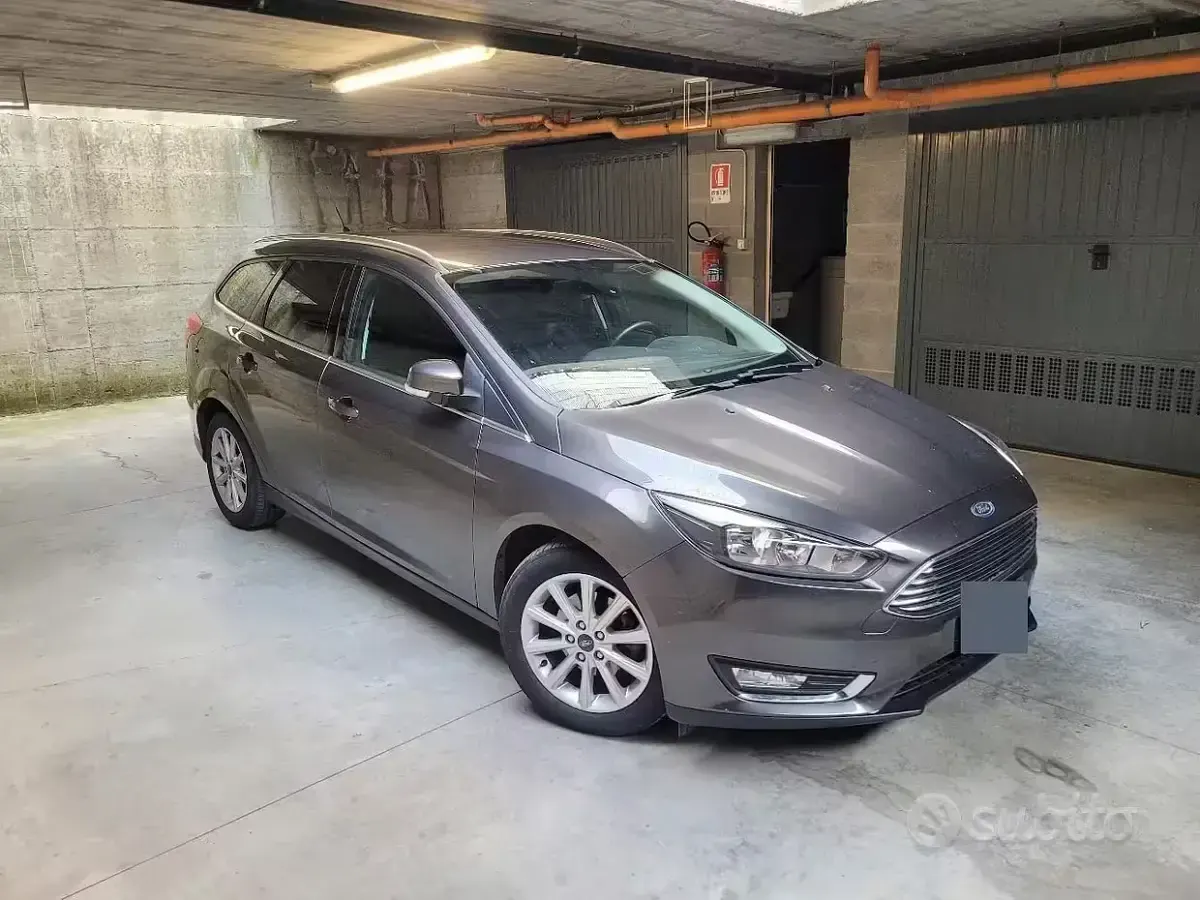 Usata Ford Focus Titanium 120 CV (88 kW) 2016 Station wagon