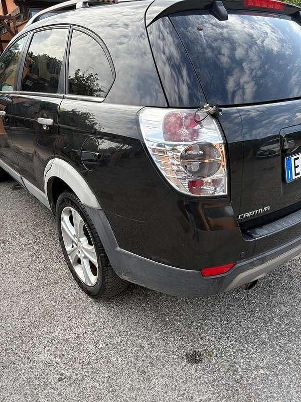 Usata Chevrolet Captiva LTZ 184 CV (135 kW) 2011 Nero SUV
