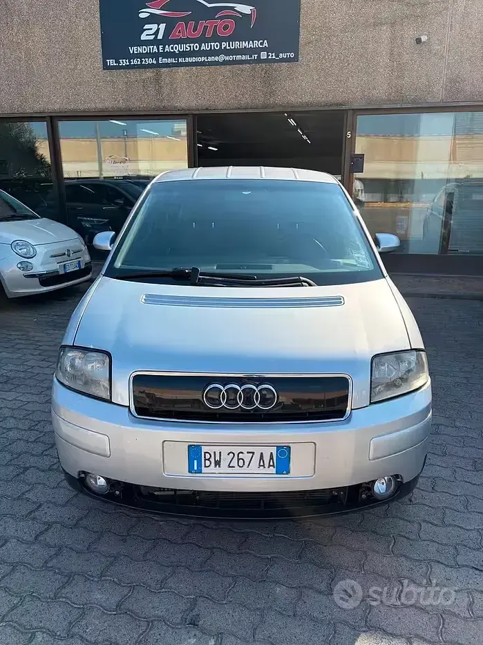 Usata Audi A2 75 CV (55 kW) 2002 Grigio Utilitaria