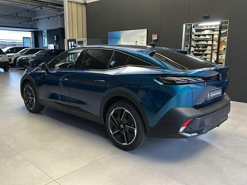 Nuova Peugeot 408 GT 131 CV (96 kW) 2025 Blu/azzurro Berlina