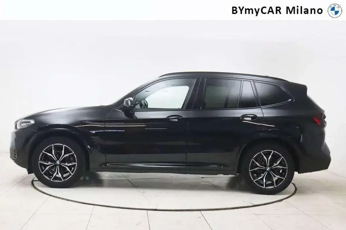 Usata BMW X3 M Sport 190 CV (139 kW) 2023 Black sapphire metallizzato SUV