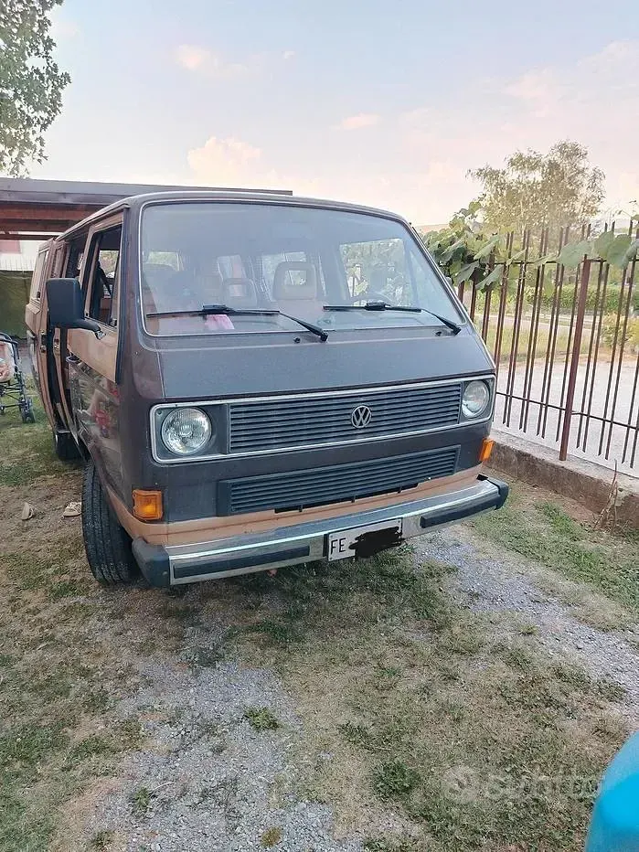 Usata VW Caravelle 1984 Marrone Monovolume