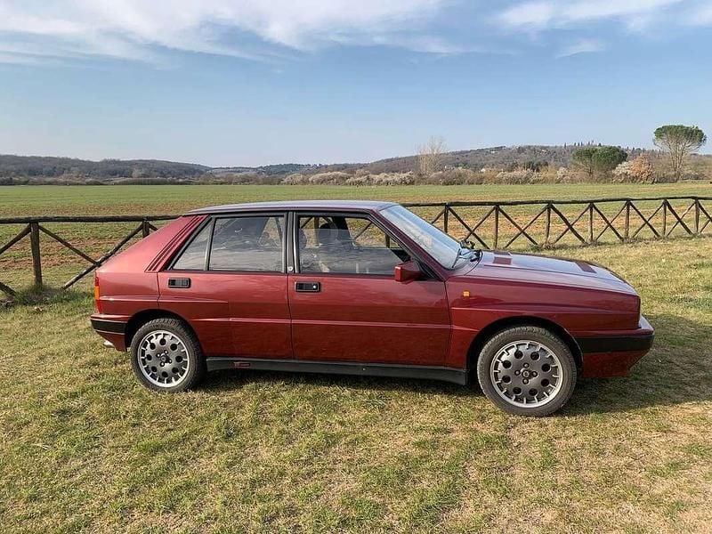 Usata Lancia Delta 181 CV (133 kW) 1987 Rosso Utilitaria