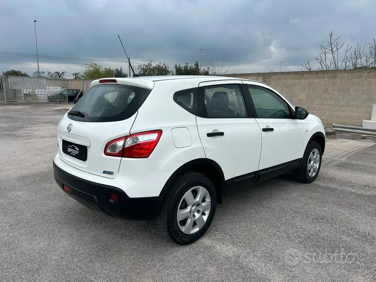 Usata Nissan Qashqai 106 CV (77 kW) 2010 Bianco SUV