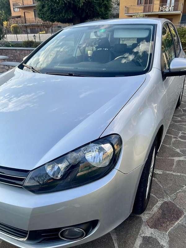 Usata VW Golf VII Highline 105 CV (77 kW) 2012 Berlina