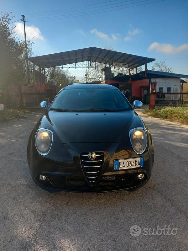 Nero Usata 2010 Alfa Romeo MiTo Due volumi | 4800 € (Molto cara) - Immagine 1/4