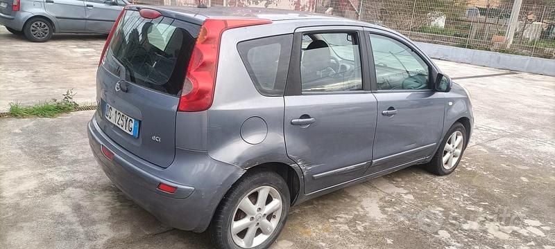 Usata Nissan Note 86 CV (63 kW) 2008 Grigio Utilitaria