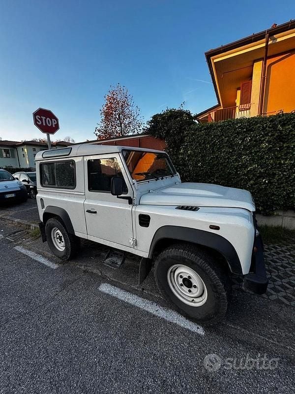 Usata Land Rover Defender 2007 Bianco SUV