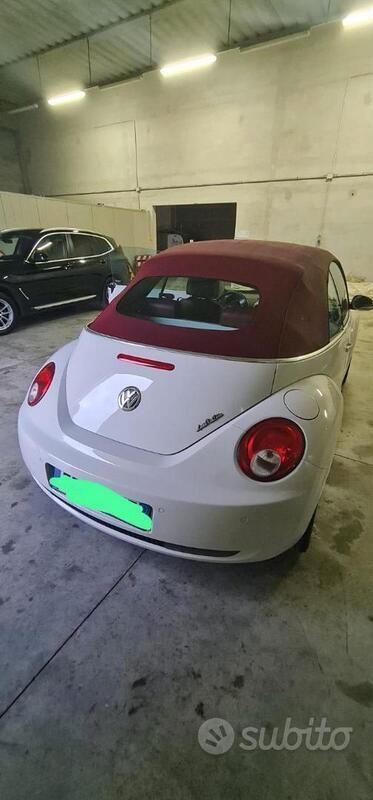 Usata VW Beetle Cabriolet 2010 Cabrio