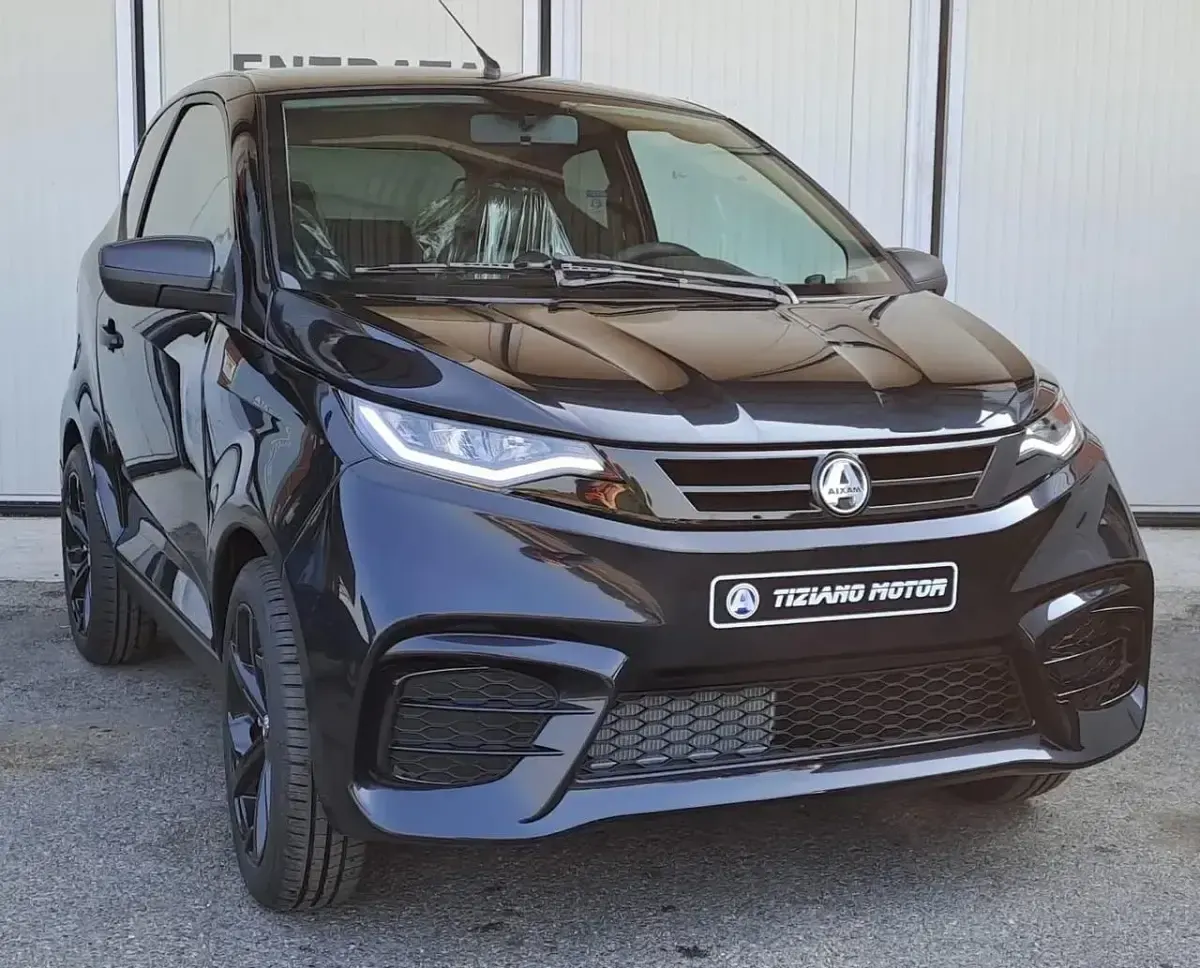 Nuova Aixam City Sport 2026 Nero Berlina
