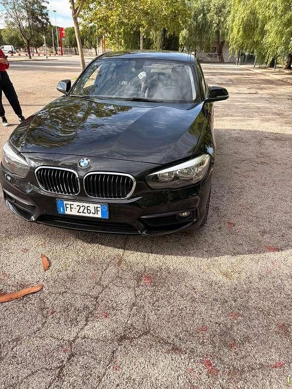 Usata BMW 120 Sport Line 190 CV (139 kW) 2016 Utilitaria