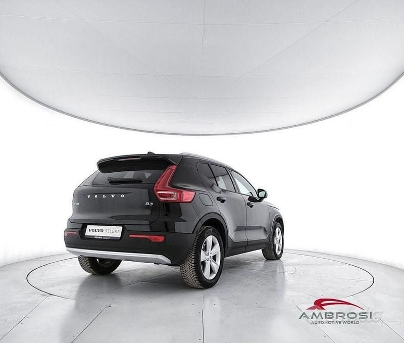 Usata Volvo XC40 Core 163 CV (119 kW) 2025 Nero SUV
