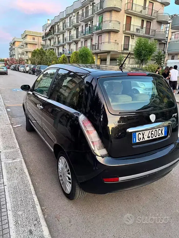Usata Lancia Ypsilon 69 CV (50 kW) 2006 Nero Utilitaria