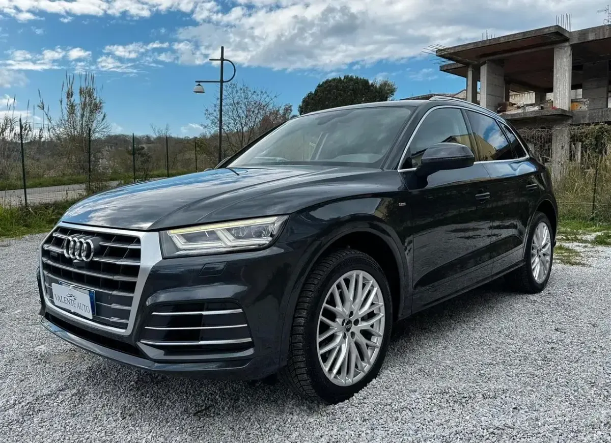 Usata Audi Q5 Business 190 CV (139 kW) 2018 Grigio SUV